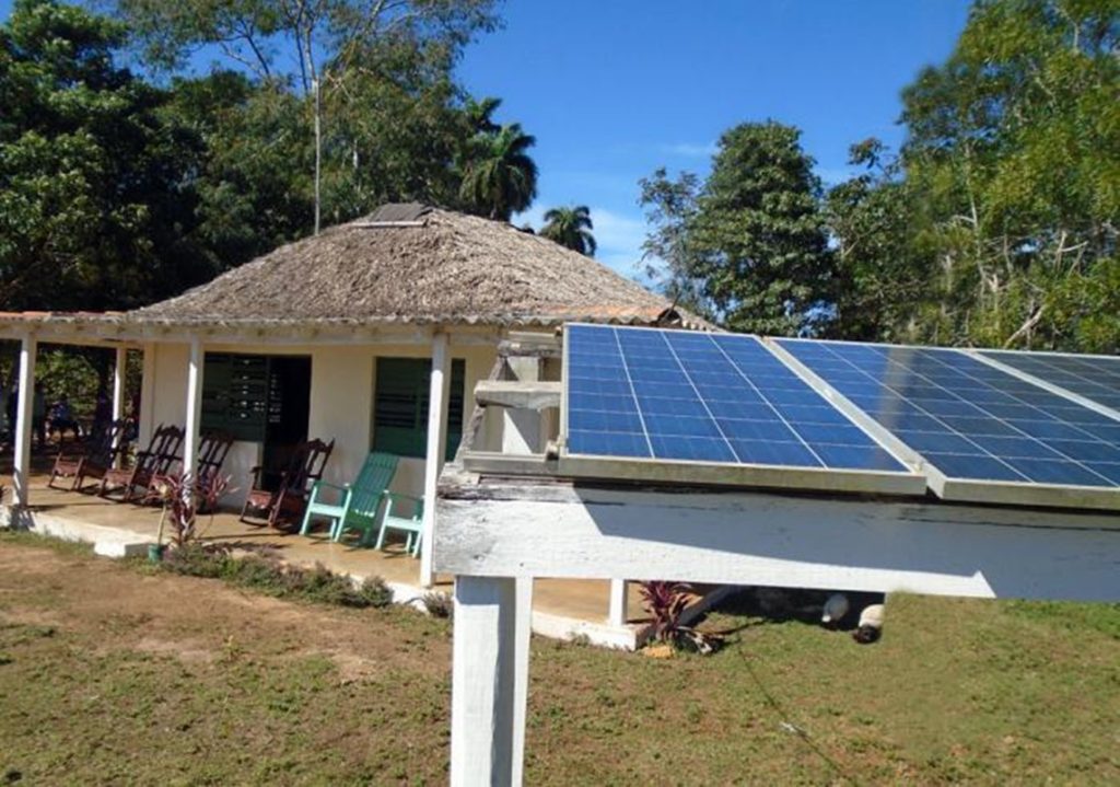 Cuba will install 5 thousand solar panels donated by China to alleviate the energy crisis