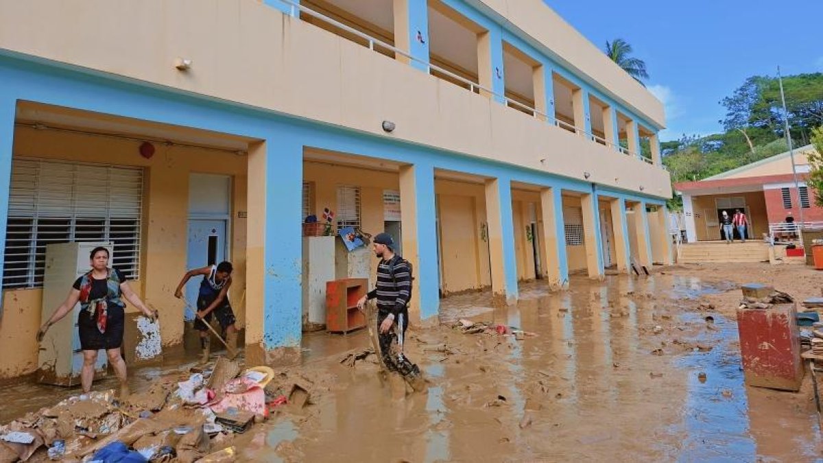 Education repairs damage to schools Gaspar Hernández