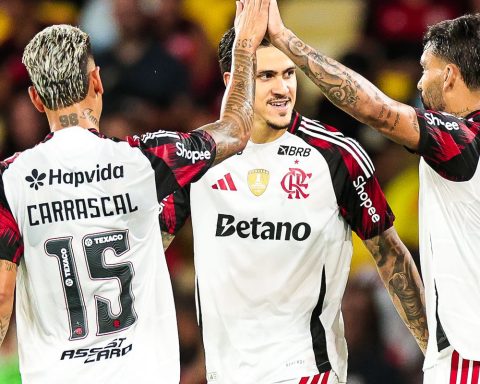 Flamengo runs over Madureira and Carioca's final dispute with Fluminense