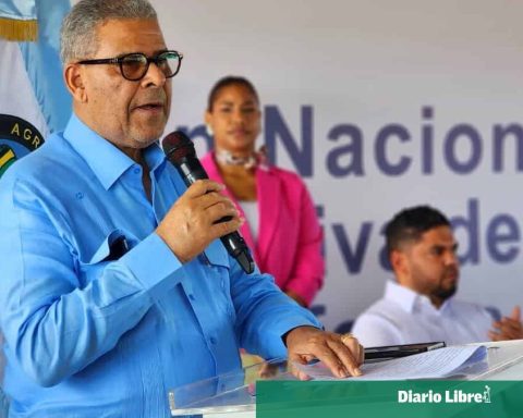 IAD begins titling plan for peasant settlements in the country