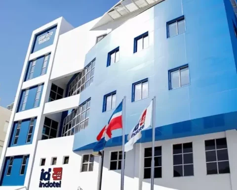 Indotel launches international tender for the radio spectrum in the DR