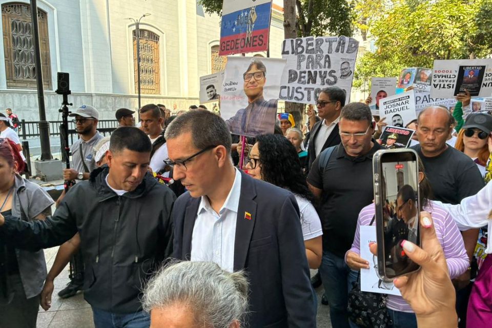 Jorge Arreaza presos políticos AN militares