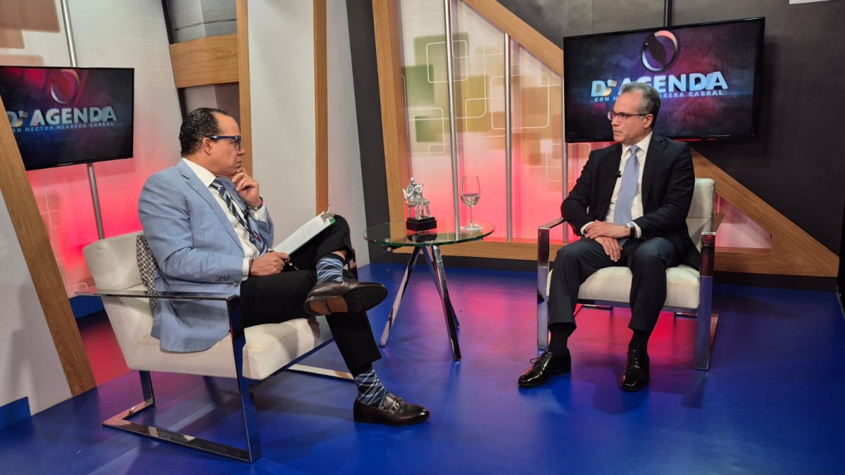 Miguel Collado warns that the slowdown in credit slows down growth and questions foreign investment figures