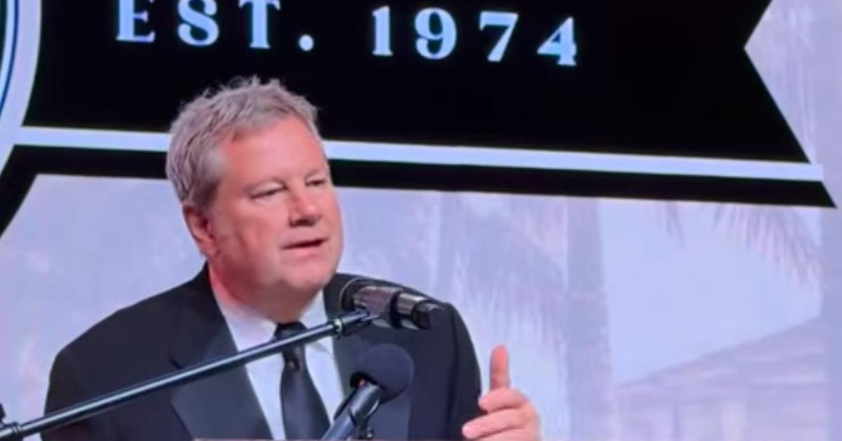 Mike Hammer receives humanitarian award for his work in Cuba