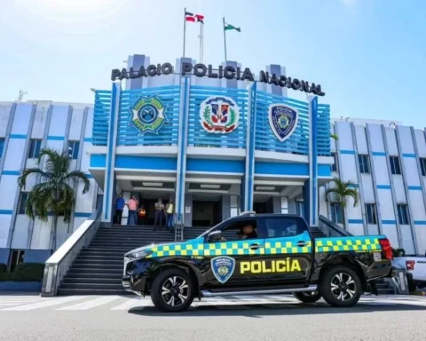PN suspends and sends officers and enlisted men to the MP after opening an investigation for alleged theft of money in San Cristóbal