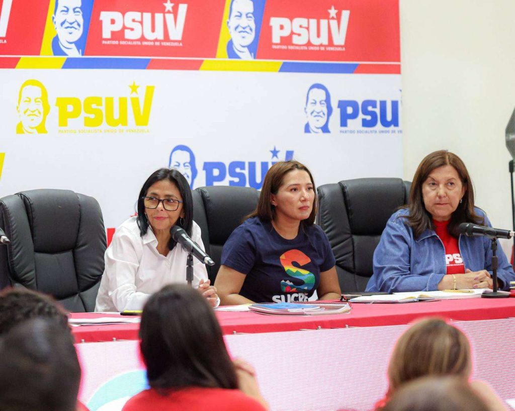 President (E) highlights the role of the Psuv in the defense of the homeland