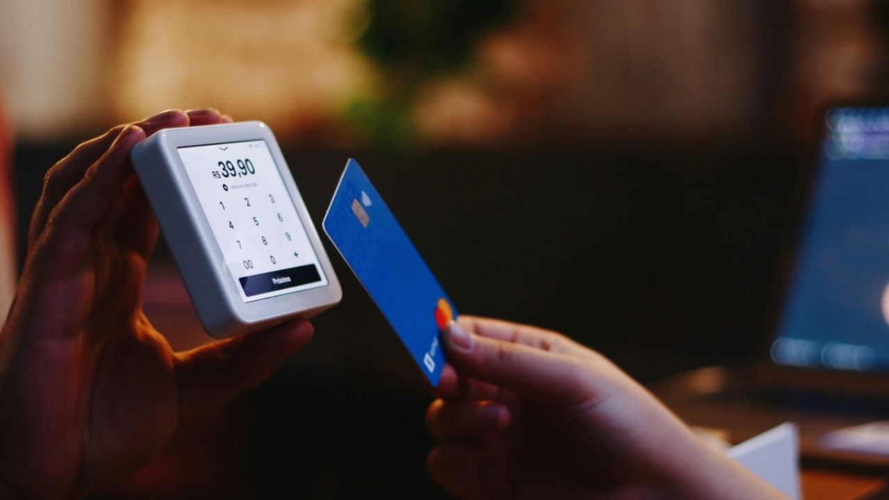 Savings account or checking account? Know their key differences