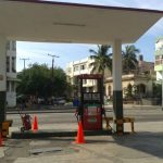 Imagen de archivo de una gasolinera sin combustible para despachar en La Habana. Foto: Archivo OnCuba.