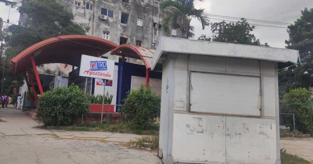 The agony of 'Granma', spokesperson for a regime cornered by the crisis