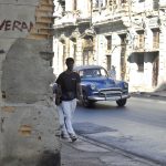 The breakdowns and the US oil siege raise power outages to record levels