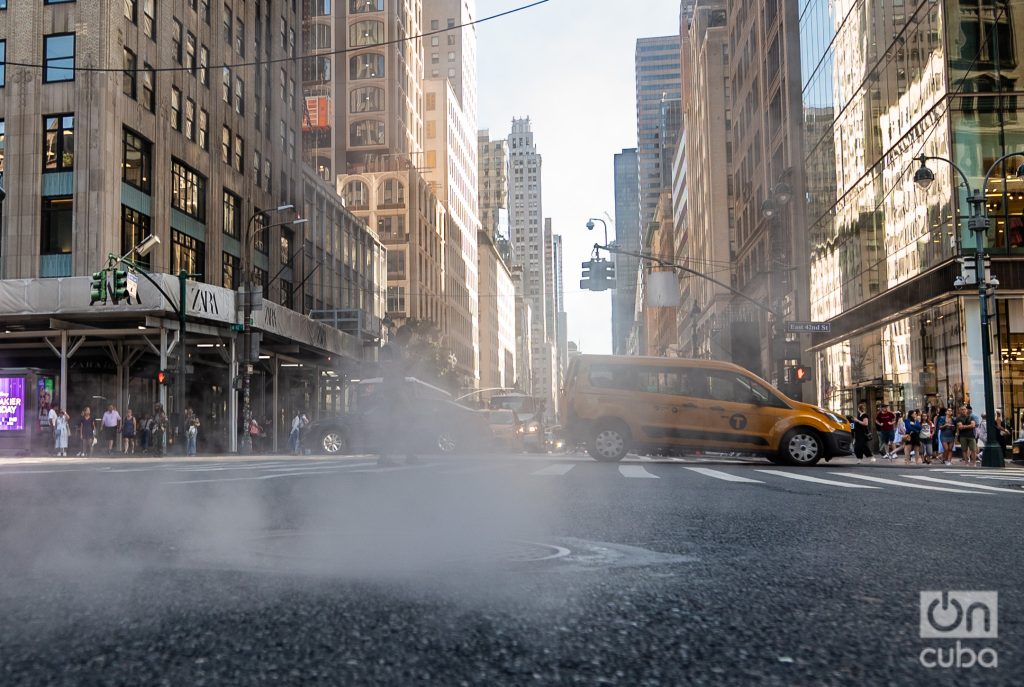 The steam that Manhattan breathes