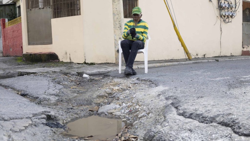 They denounce the poor condition of the speed bump in Residencial Olimpo