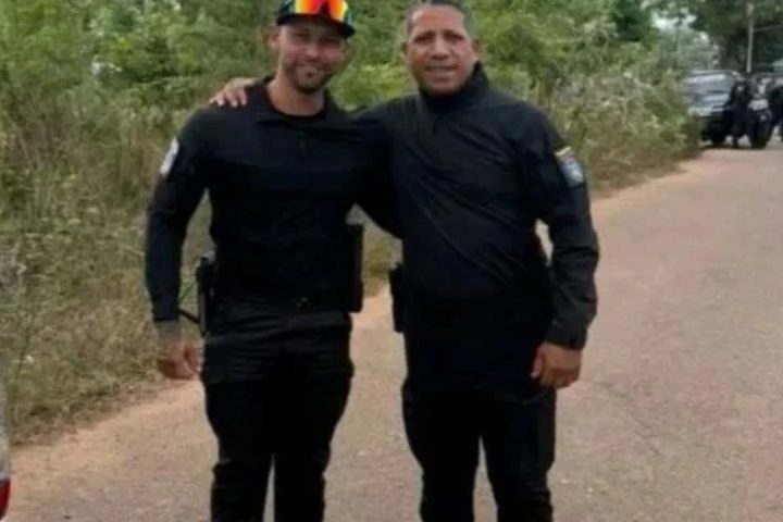 They investigate the murder of two police officers in El Junquito: they were brothers