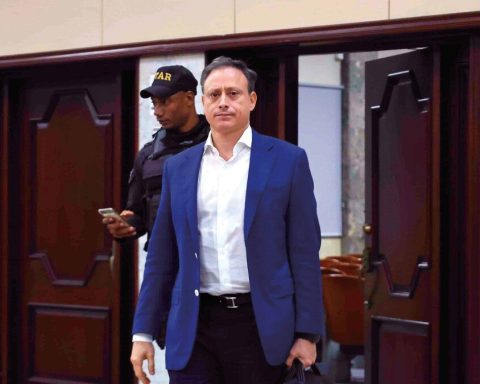 They reject Jean Alain Rodríguez's exit permit for a medical trip