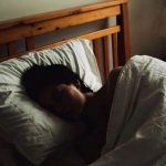 Qué significa quedarse dormido en menos de 10 minutos: esto dice la ciencia